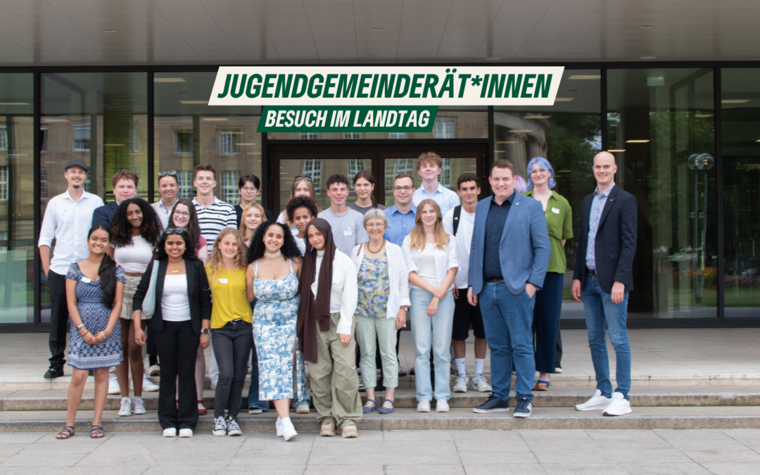 Junge Politiker*innen zu Besuch im Landtag von Baden-Württemberg